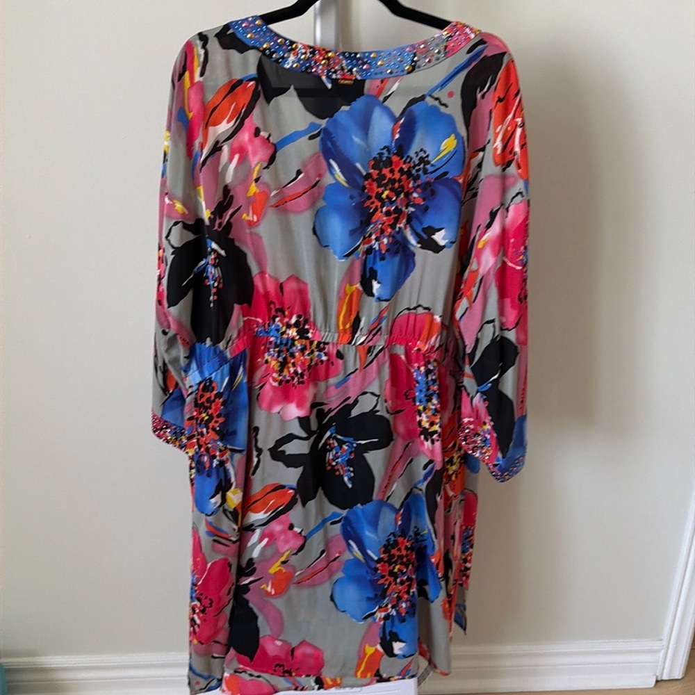 St. John silk blend floral tunic midi dress with rhinestone accents, size XL - Picture 3 of 12